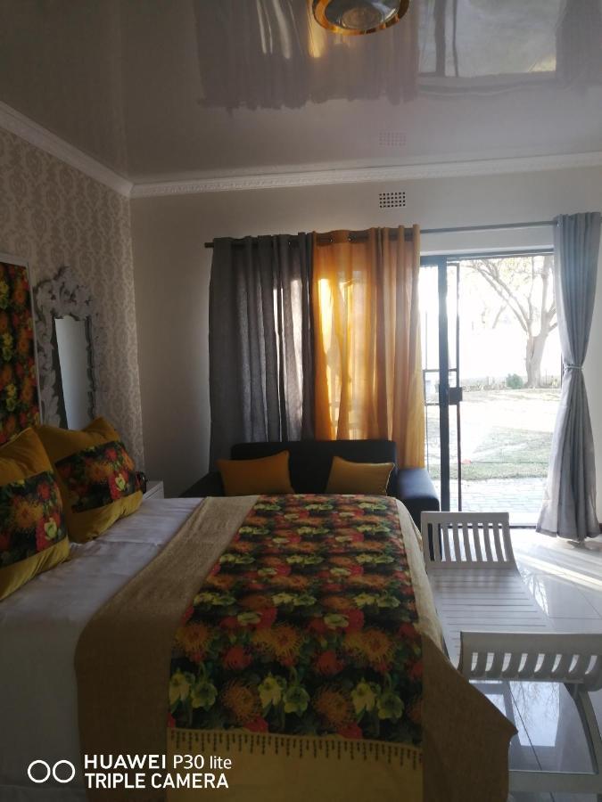 The Lapa Guesthose Bed & Breakfast Welkom Bagian luar foto